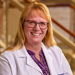2018_UHH_HOSPITALIST_SARA_RYBARCZYK_240x 240